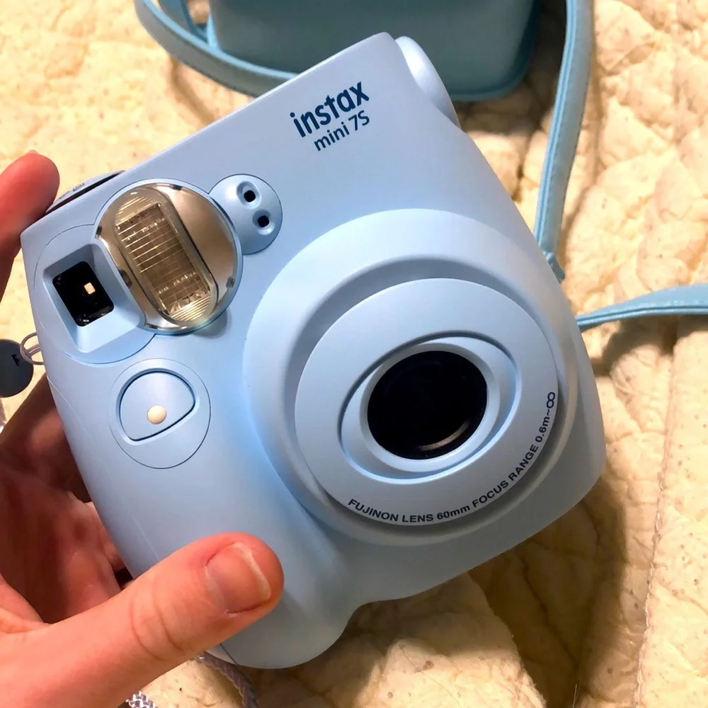 INSTAX FUJIFILM POLAROID CAMERA!!!!